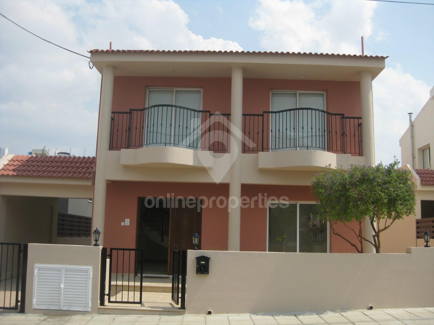 To change image, hover mouse over thumbnails below