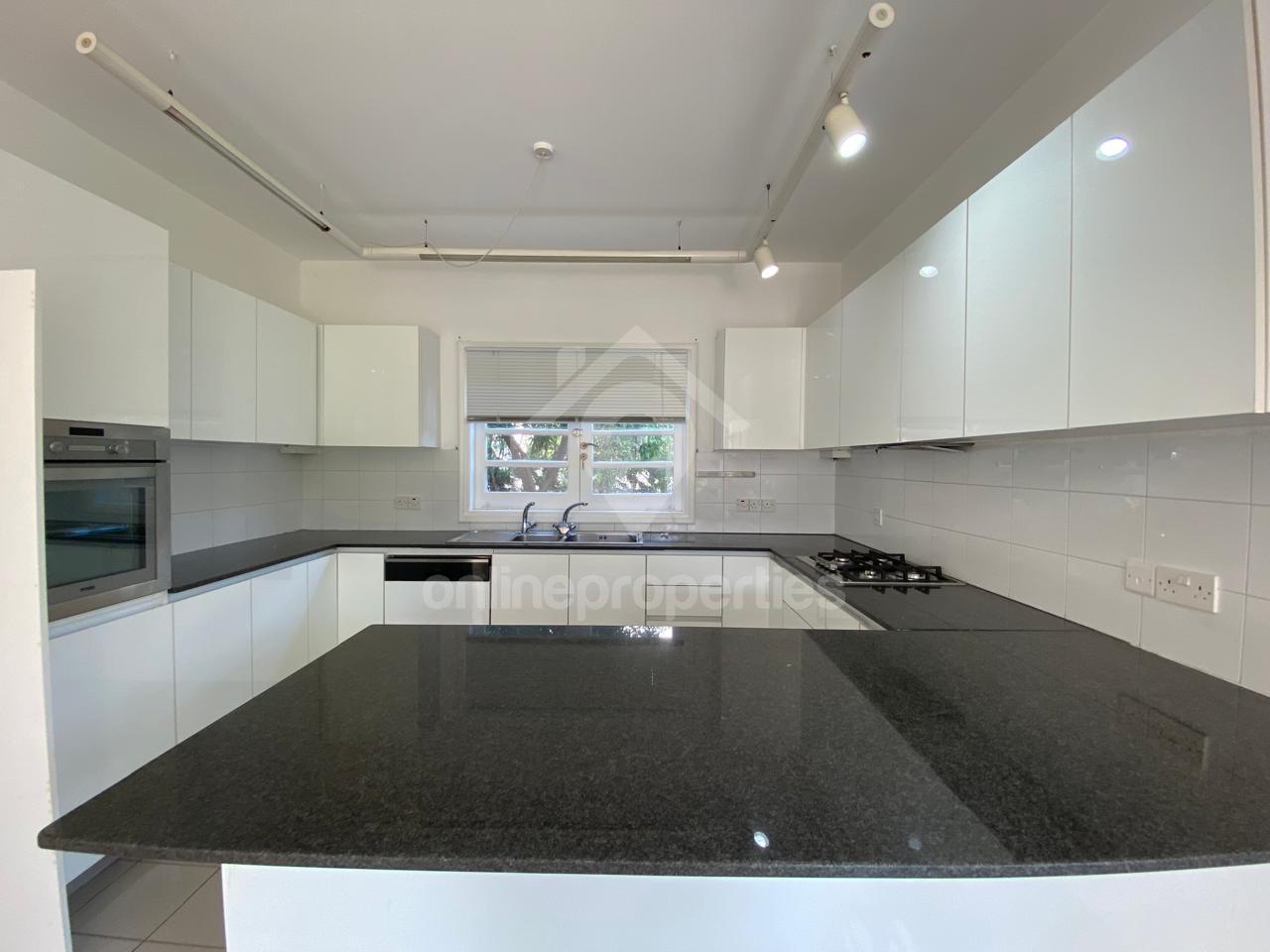 To change image, hover mouse over thumbnails below