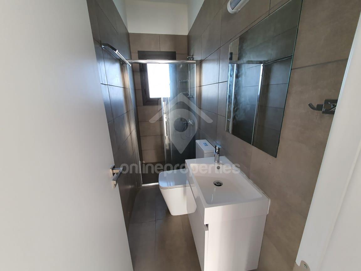 To change image, hover mouse over thumbnails below