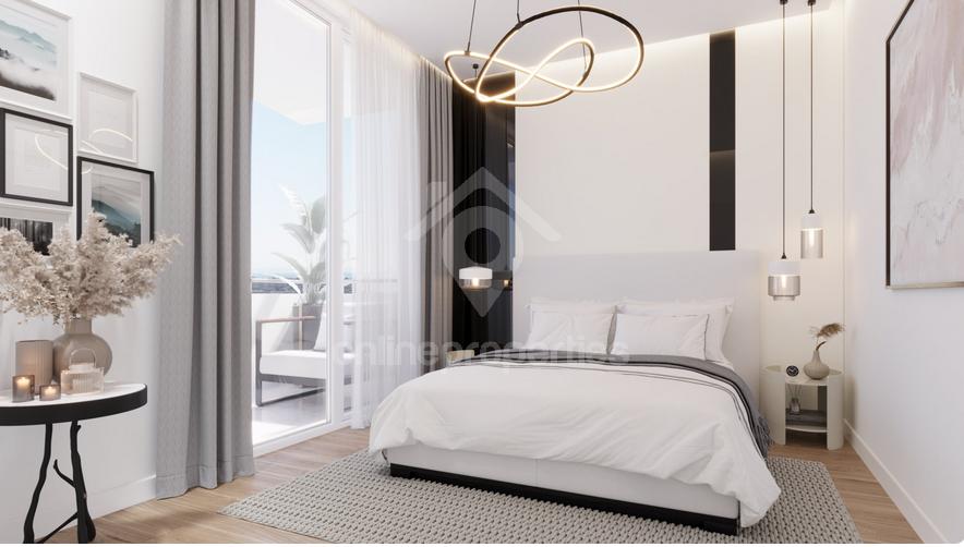 To change image, hover mouse over thumbnails below