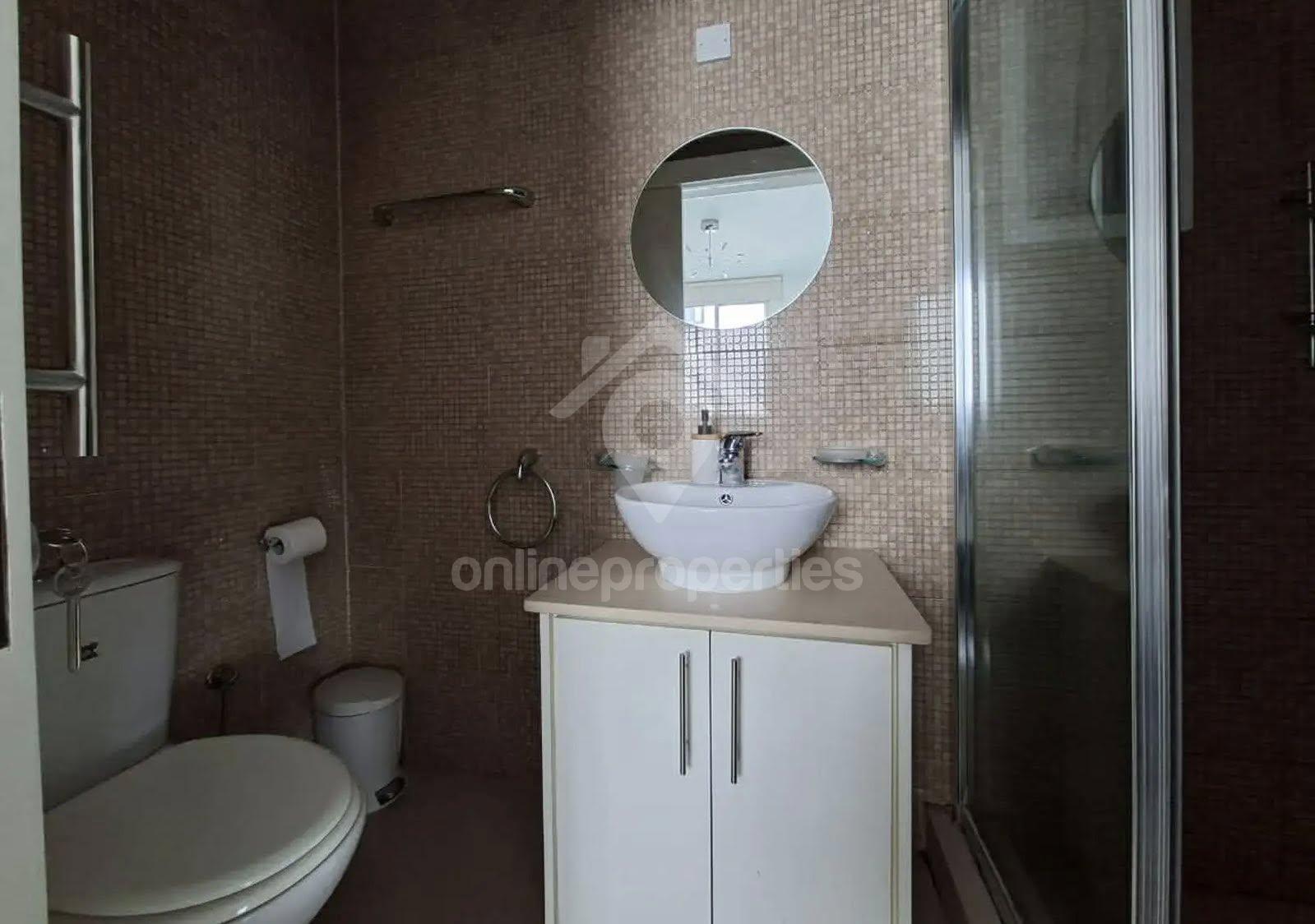 To change image, hover mouse over thumbnails below