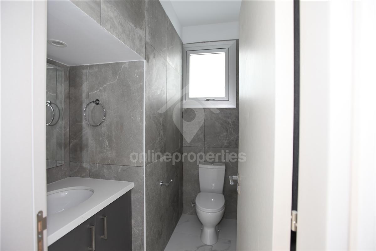 To change image, hover mouse over thumbnails below