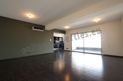 To change image, hover mouse over thumbnails below