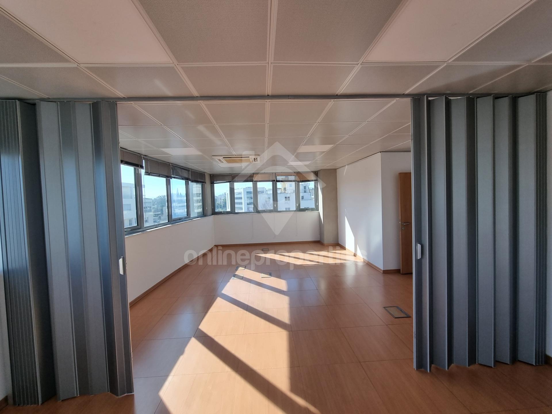 To change image, hover mouse over thumbnails below