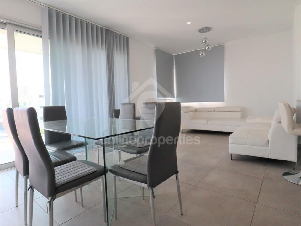 To change image, hover mouse over thumbnails below