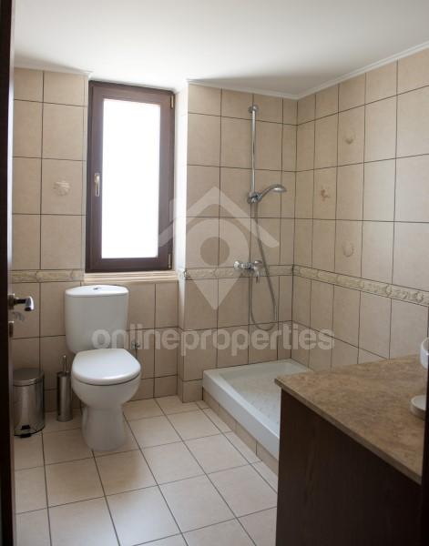 To change image, hover mouse over thumbnails below