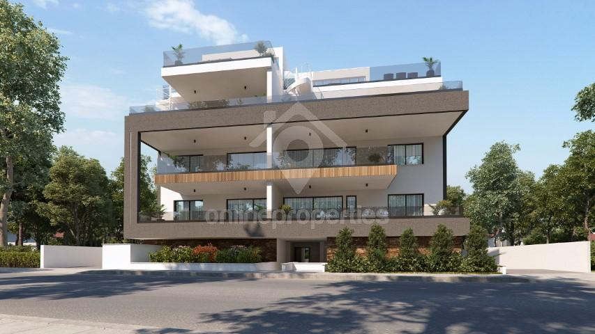 To change image, hover mouse over thumbnails below