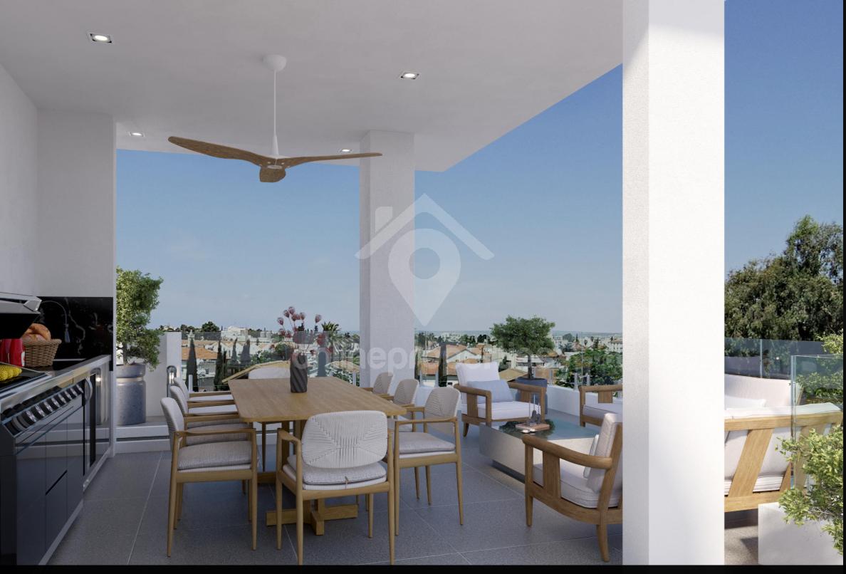 To change image, hover mouse over thumbnails below