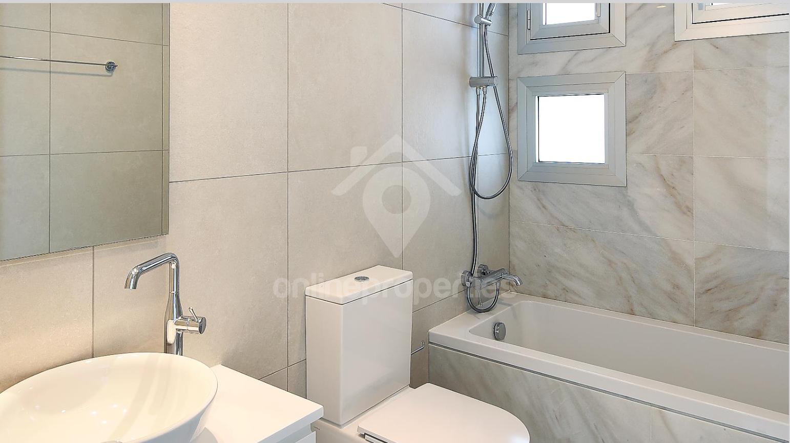 To change image, hover mouse over thumbnails below