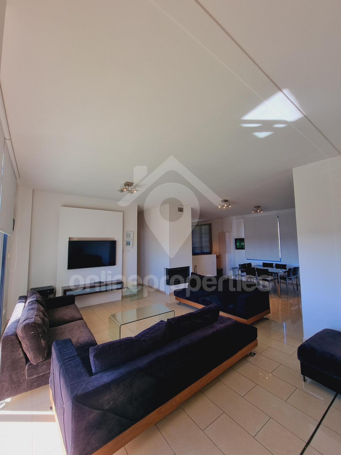 To change image, hover mouse over thumbnails below