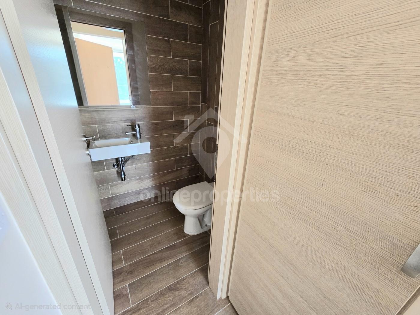 To change image, hover mouse over thumbnails below