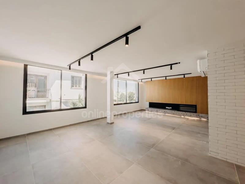 Elevate Your Lifestyle: Designer Whole-Floor Penthouse close to 28th October street