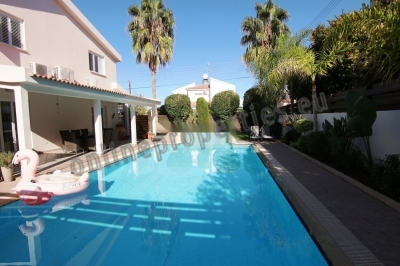 To change image, hover mouse over thumbnails below