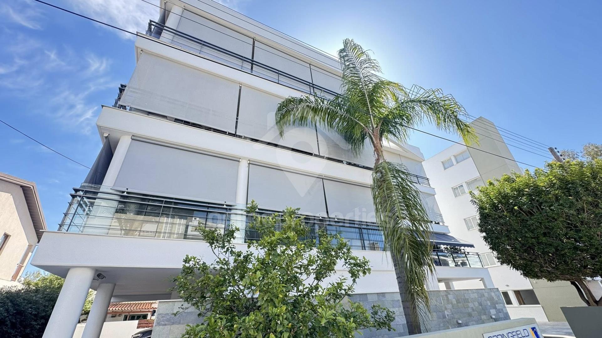 Spacious & Modern 3-Bedroom Apartment for Rent in Strovolos