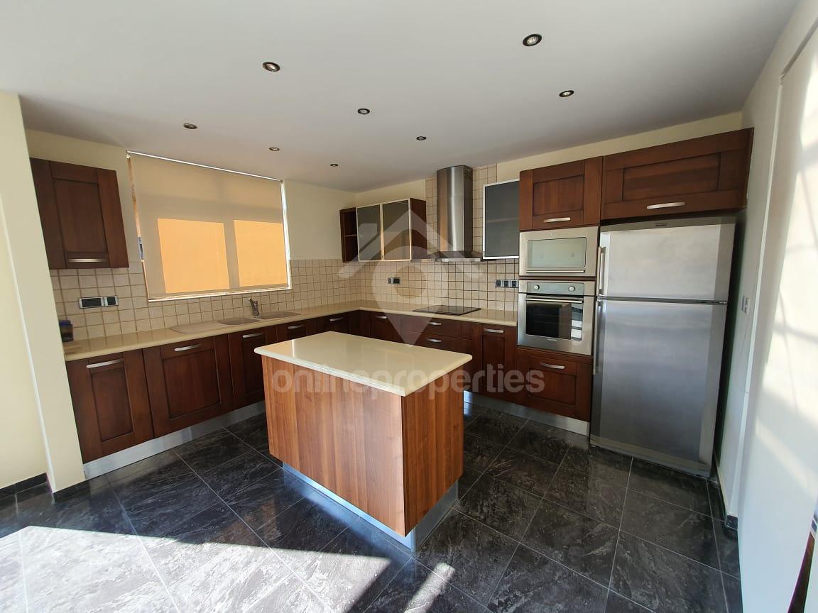 To change image, hover mouse over thumbnails below