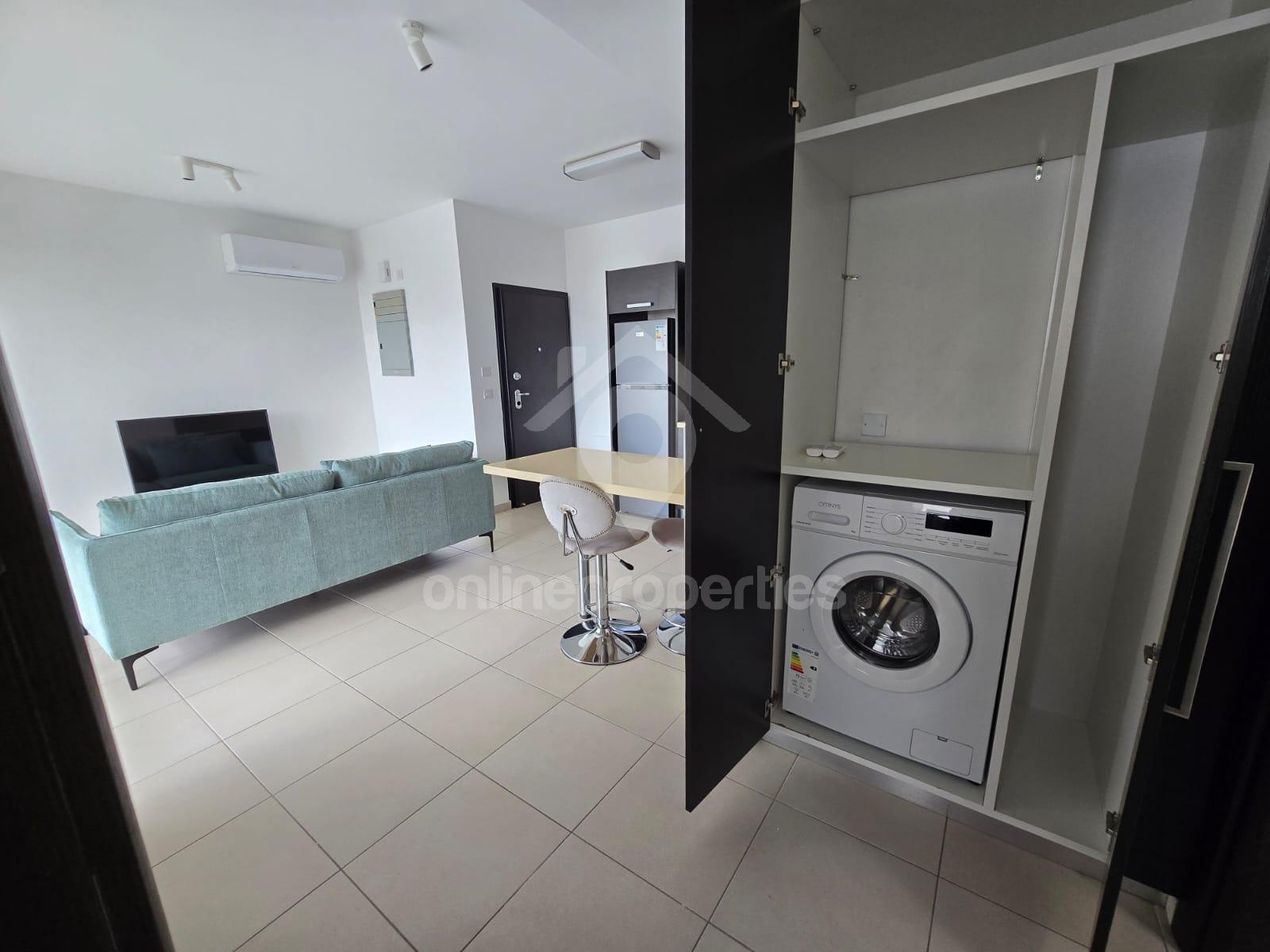 To change image, hover mouse over thumbnails below