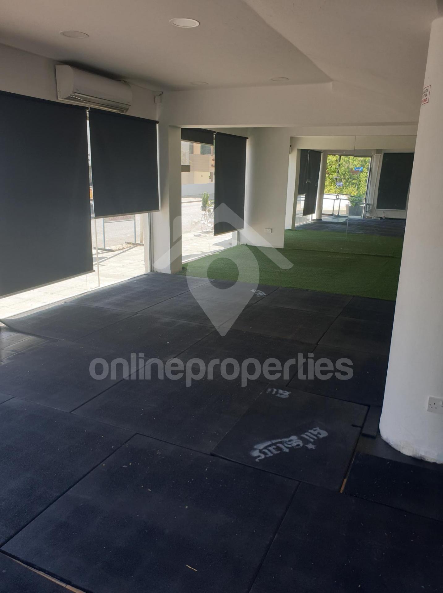 To change image, hover mouse over thumbnails below