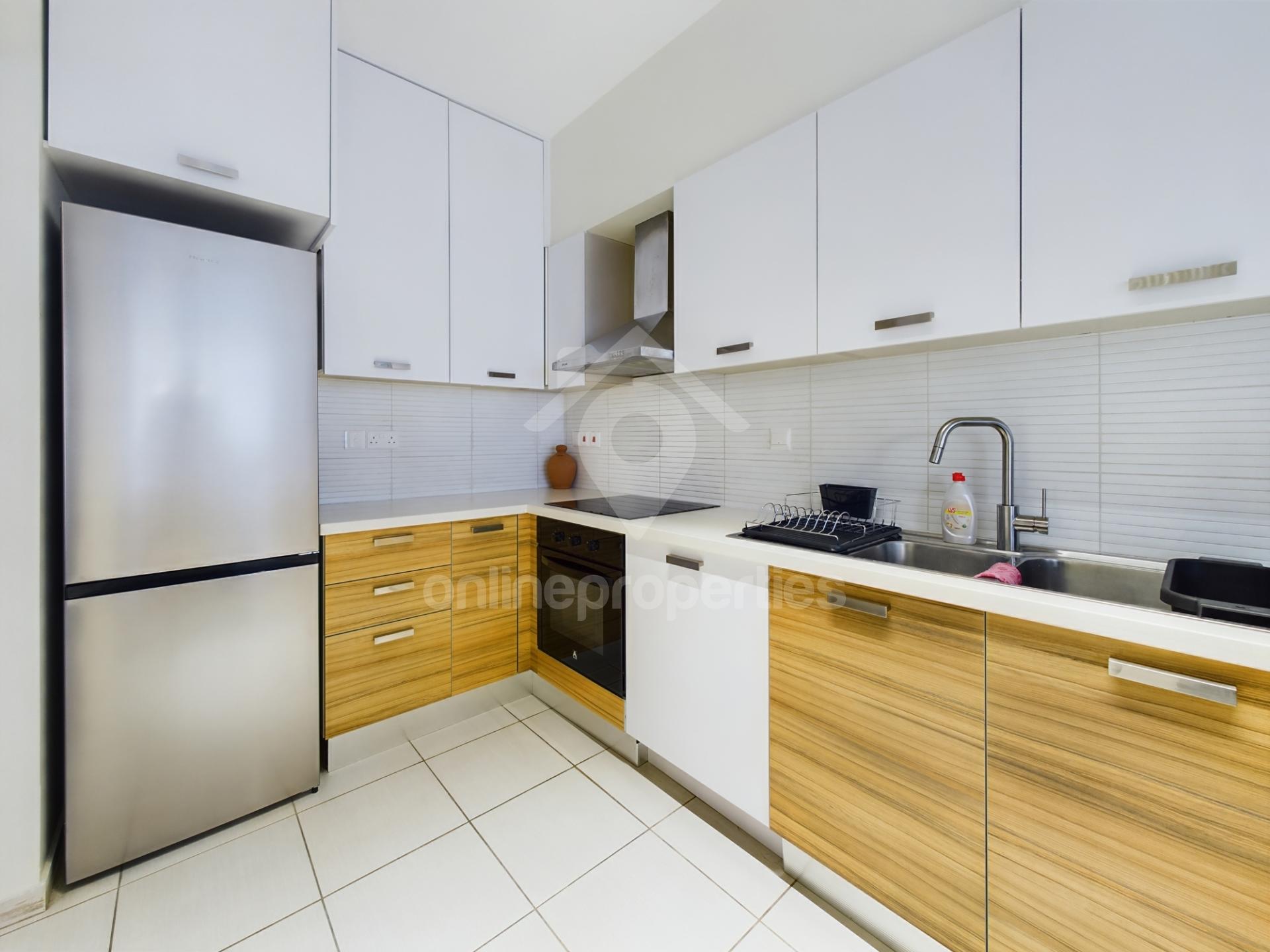 To change image, hover mouse over thumbnails below