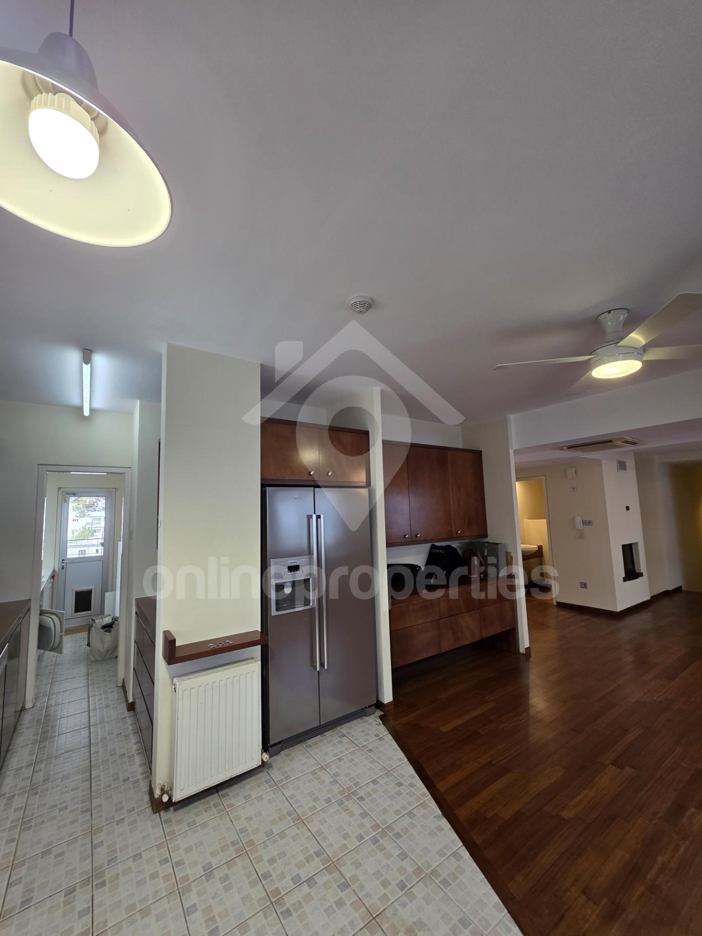 To change image, hover mouse over thumbnails below