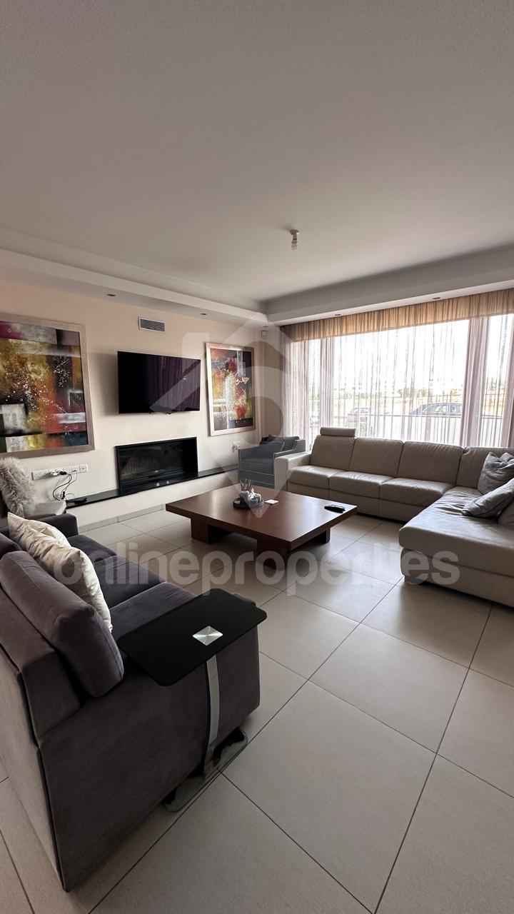 Spacious 4-Bedroom Detached Villa for Sale near GSP Stadium