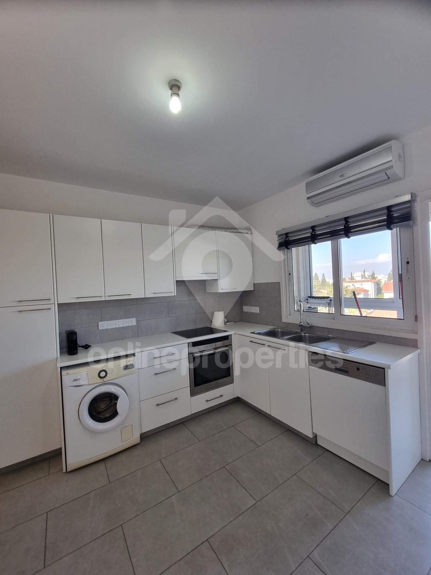 To change image, hover mouse over thumbnails below