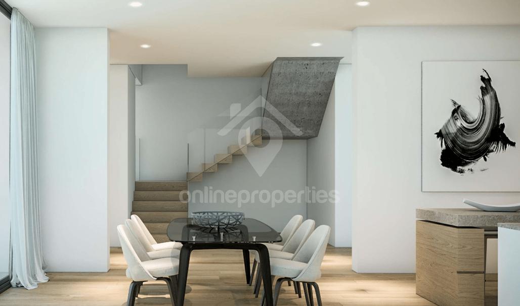 To change image, hover mouse over thumbnails below