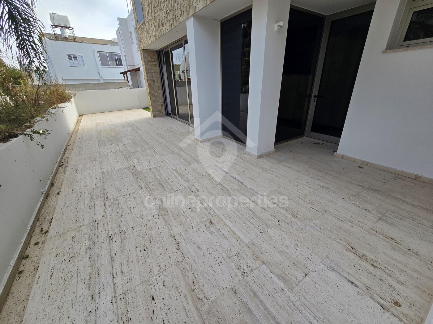 To change image, hover mouse over thumbnails below