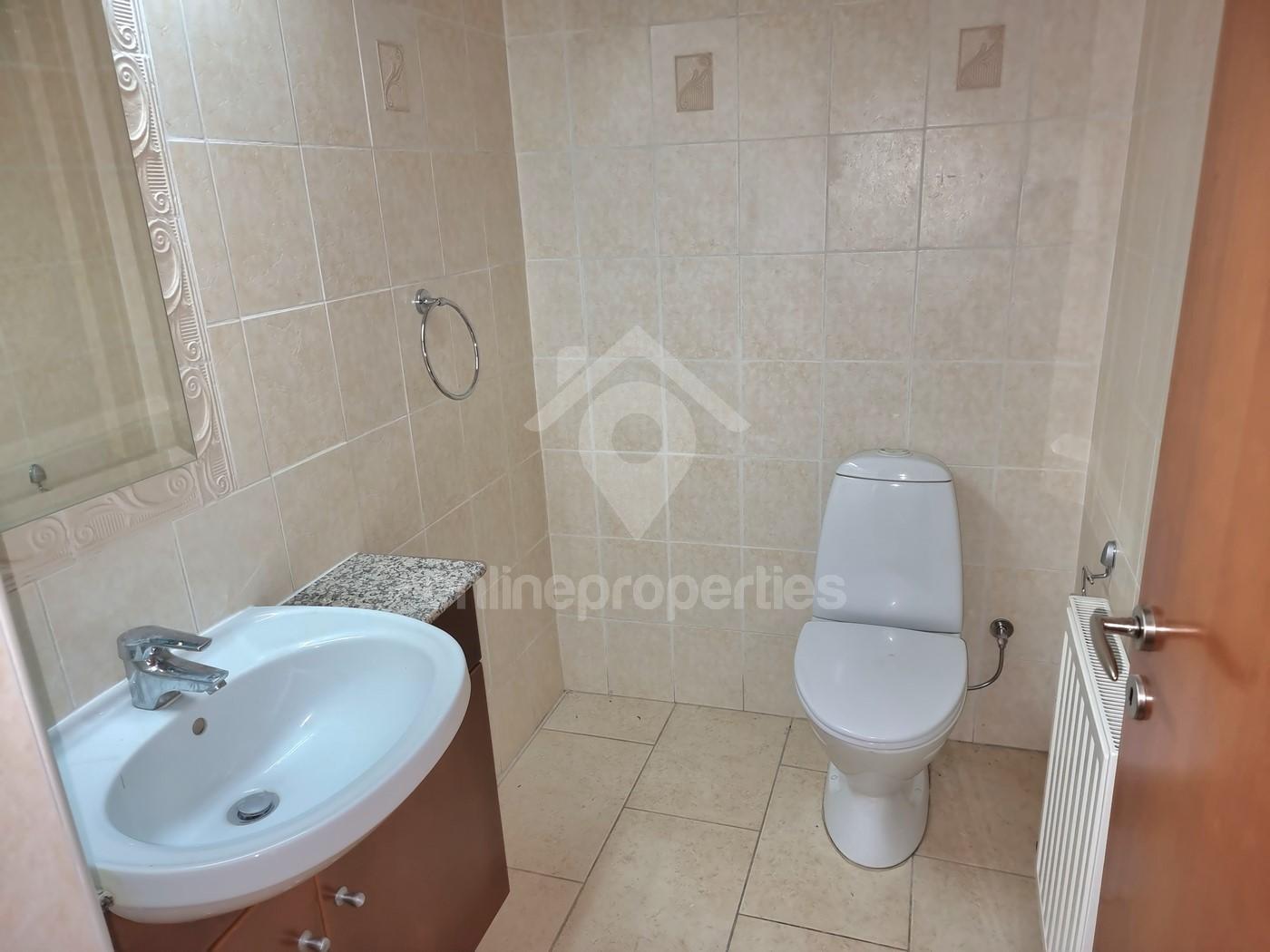 To change image, hover mouse over thumbnails below