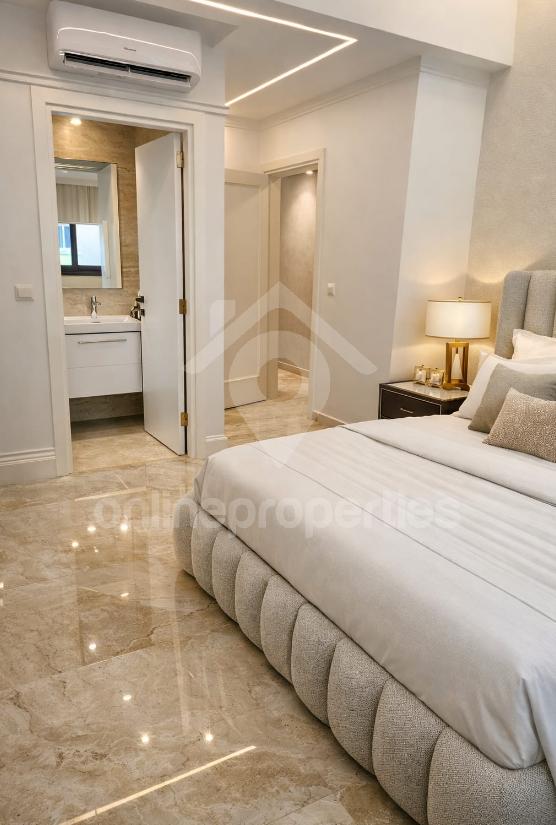 To change image, hover mouse over thumbnails below