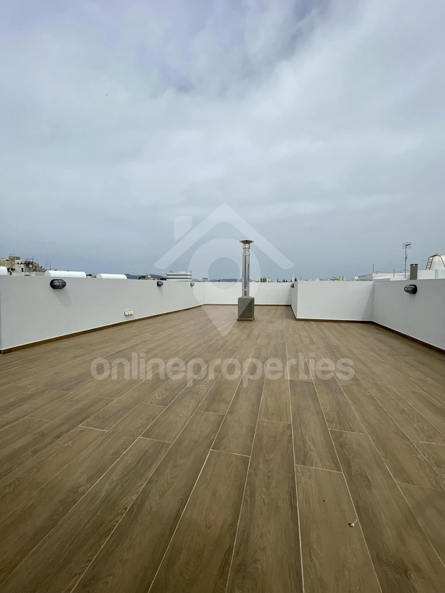 To change image, hover mouse over thumbnails below