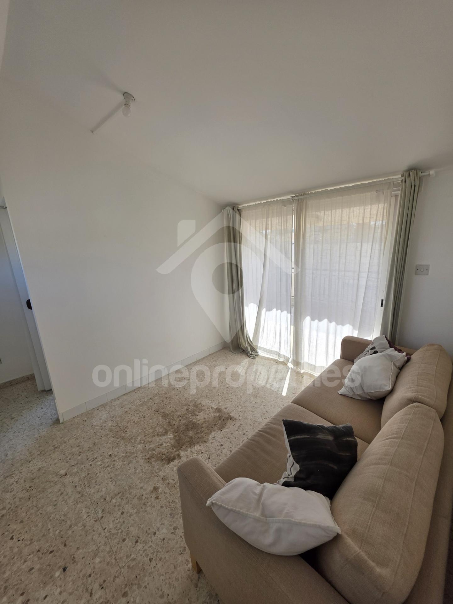 To change image, hover mouse over thumbnails below