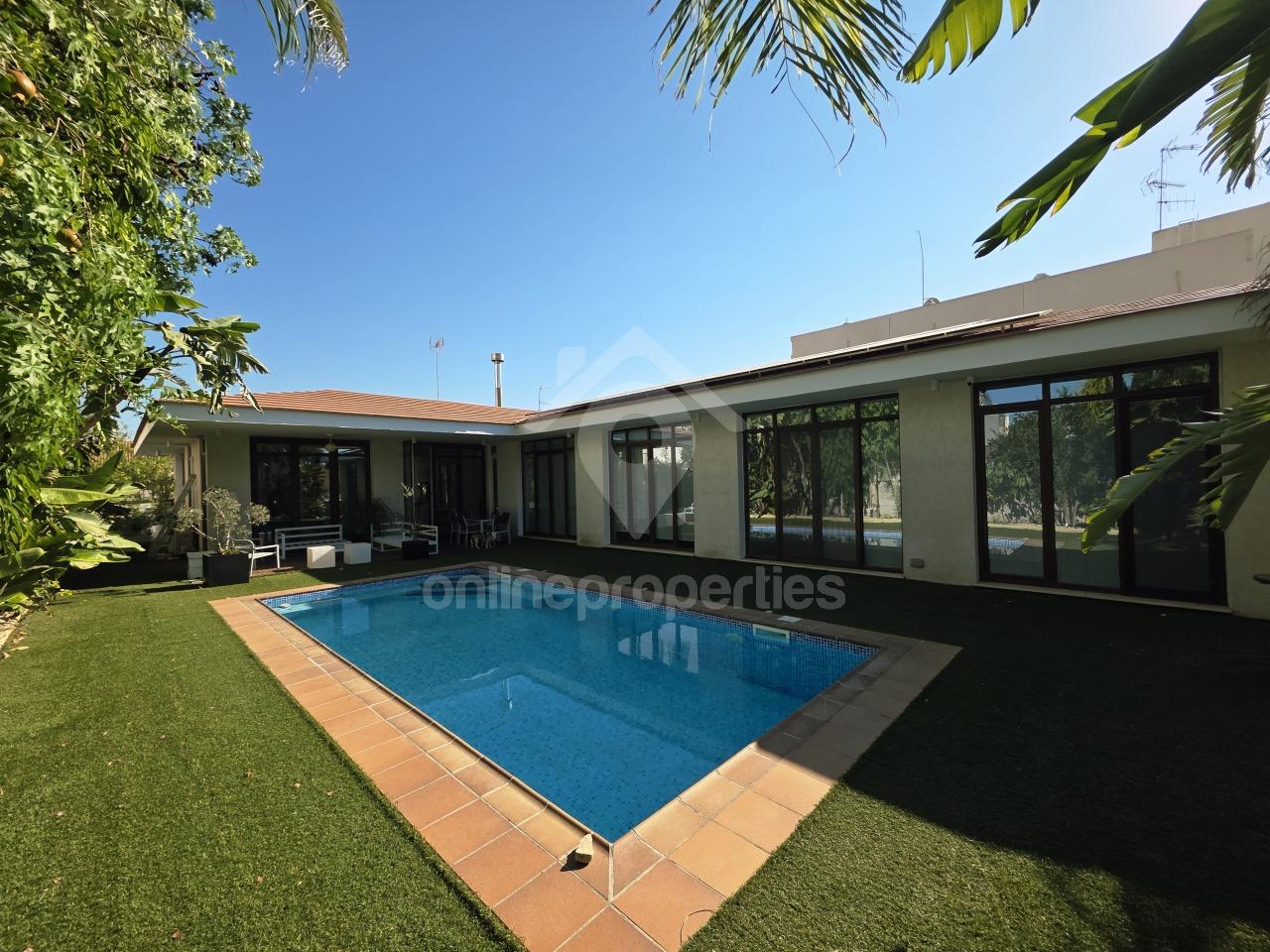 4 Bedroom Detached house near University of Nicosia