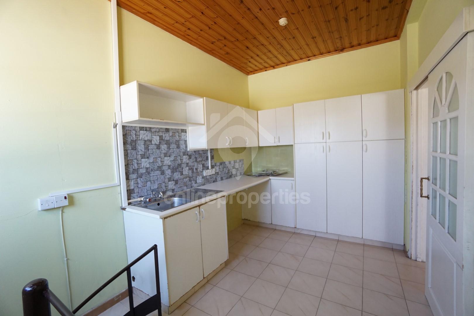 To change image, hover mouse over thumbnails below