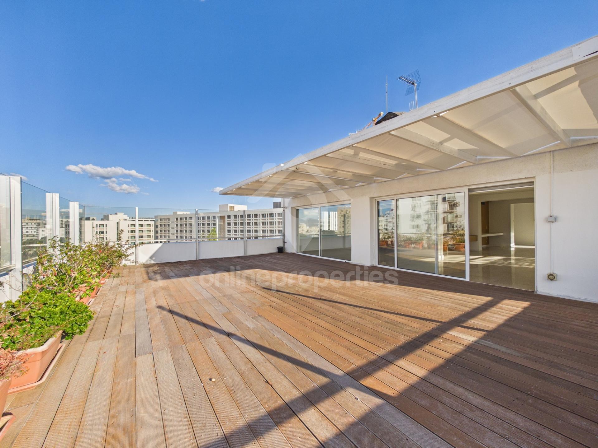 To change image, hover mouse over thumbnails below