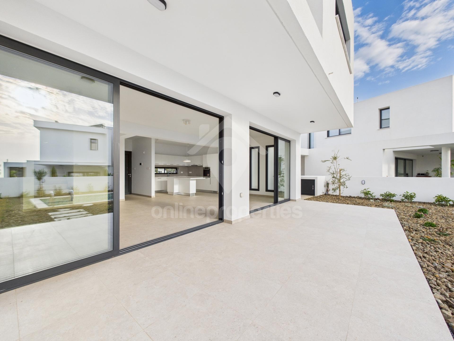 To change image, hover mouse over thumbnails below