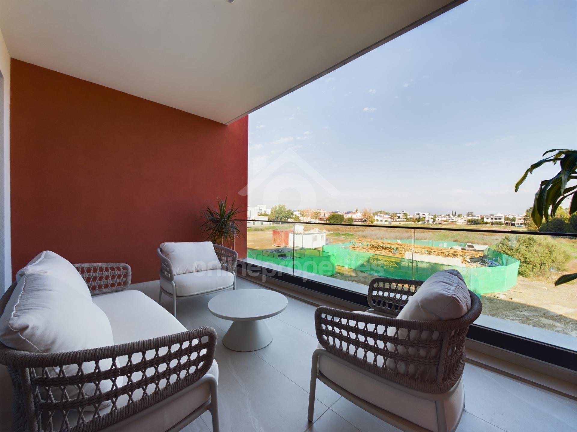 To change image, hover mouse over thumbnails below