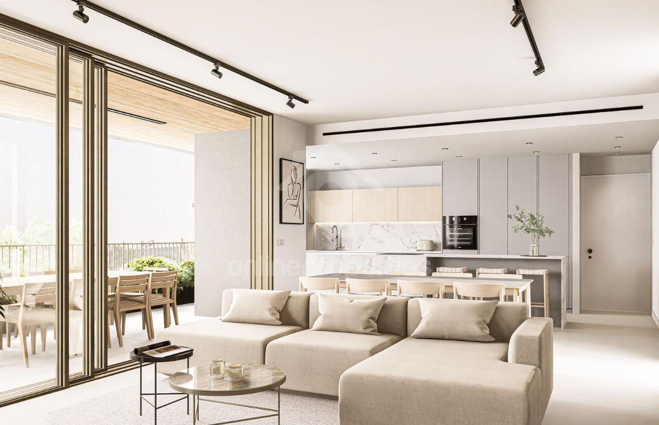 To change image, hover mouse over thumbnails below