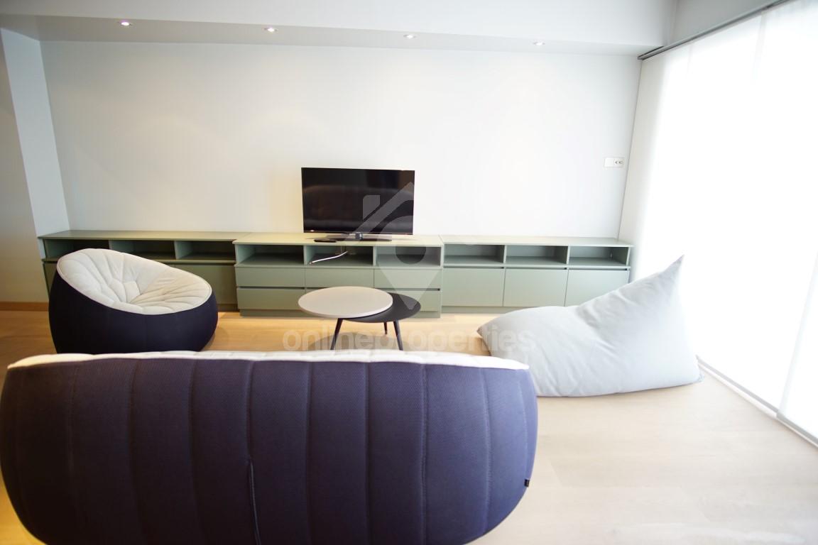 To change image, hover mouse over thumbnails below