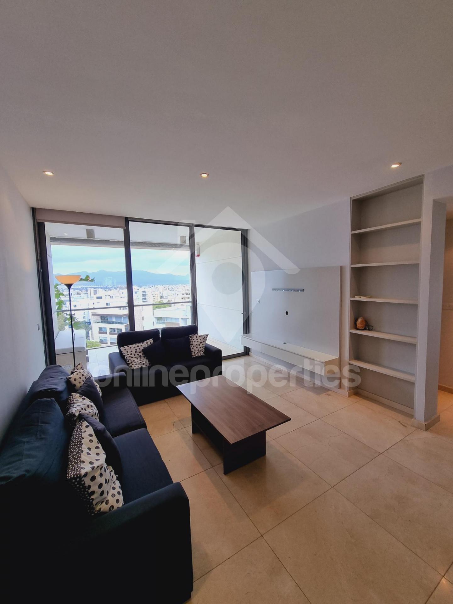 To change image, hover mouse over thumbnails below