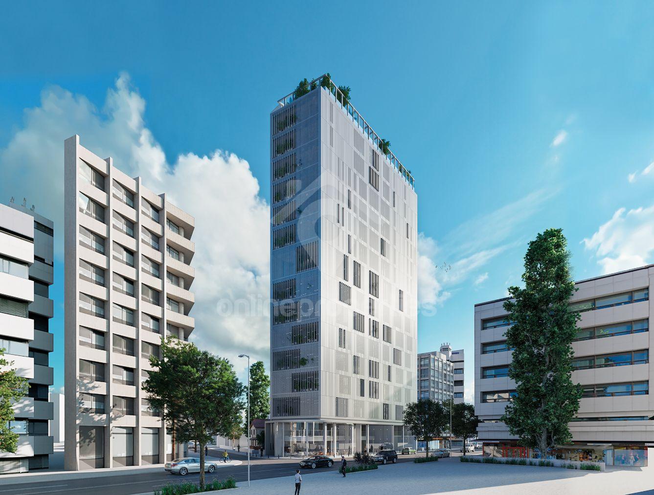 To change image, hover mouse over thumbnails below