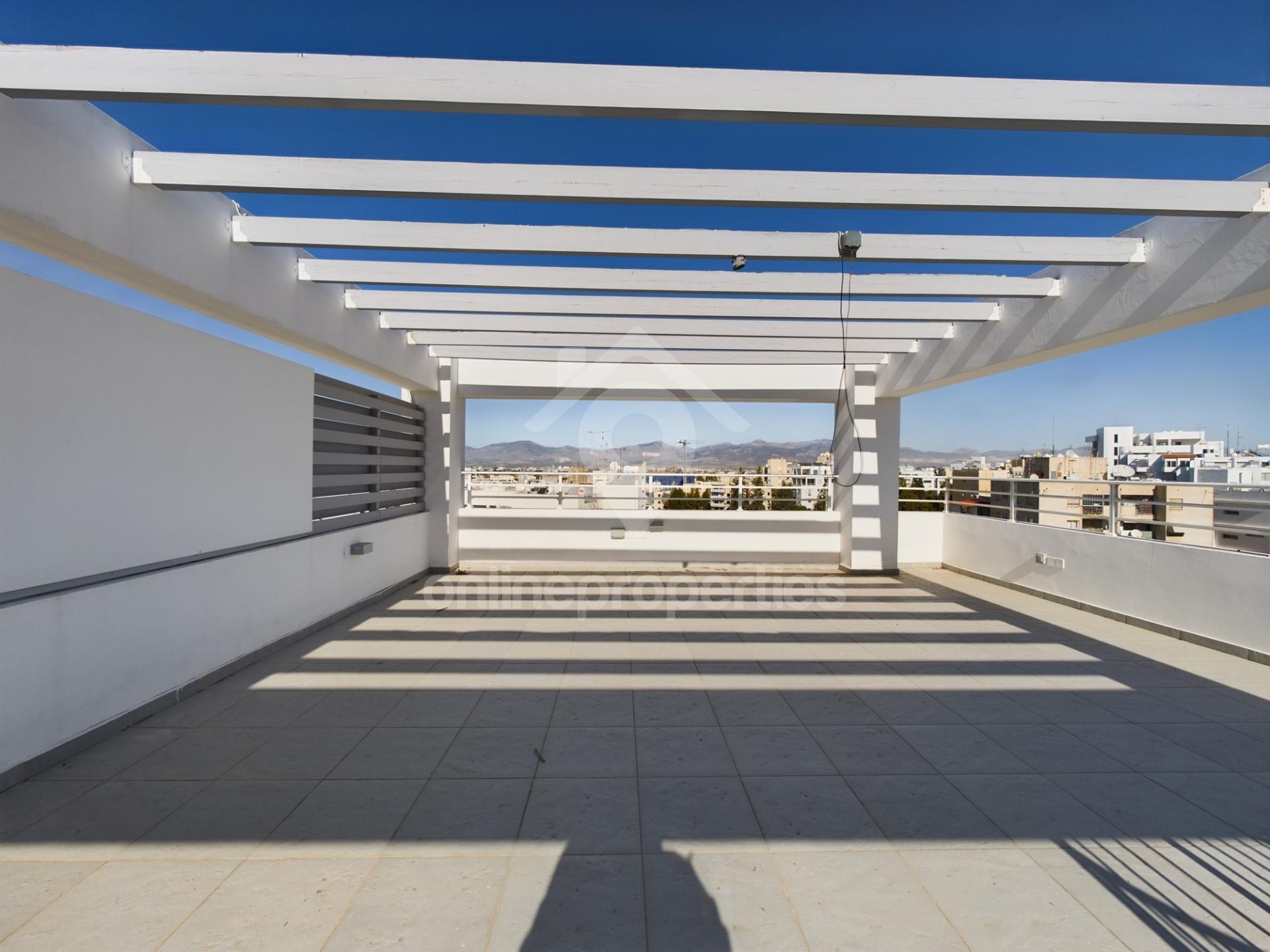 To change image, hover mouse over thumbnails below