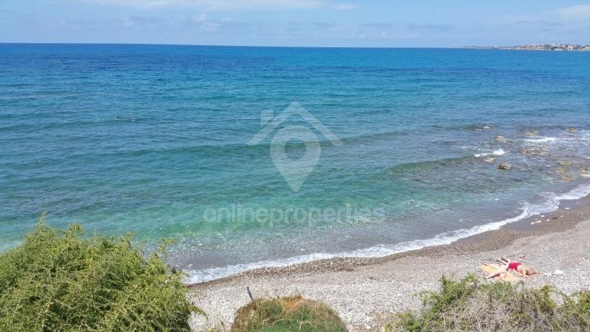 To change image, hover mouse over thumbnails below