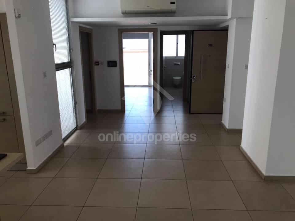 To change image, hover mouse over thumbnails below