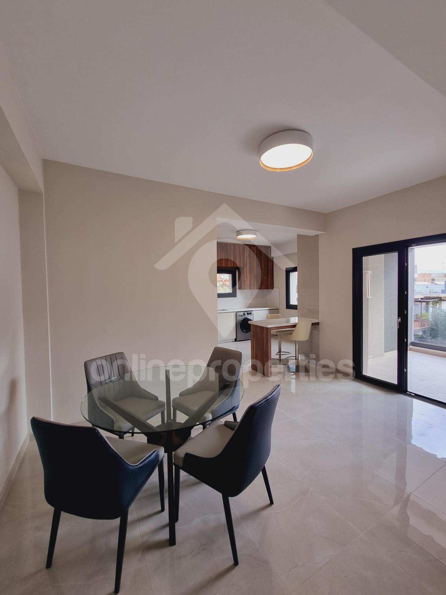 To change image, hover mouse over thumbnails below