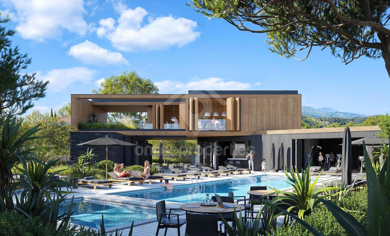 To change image, hover mouse over thumbnails below