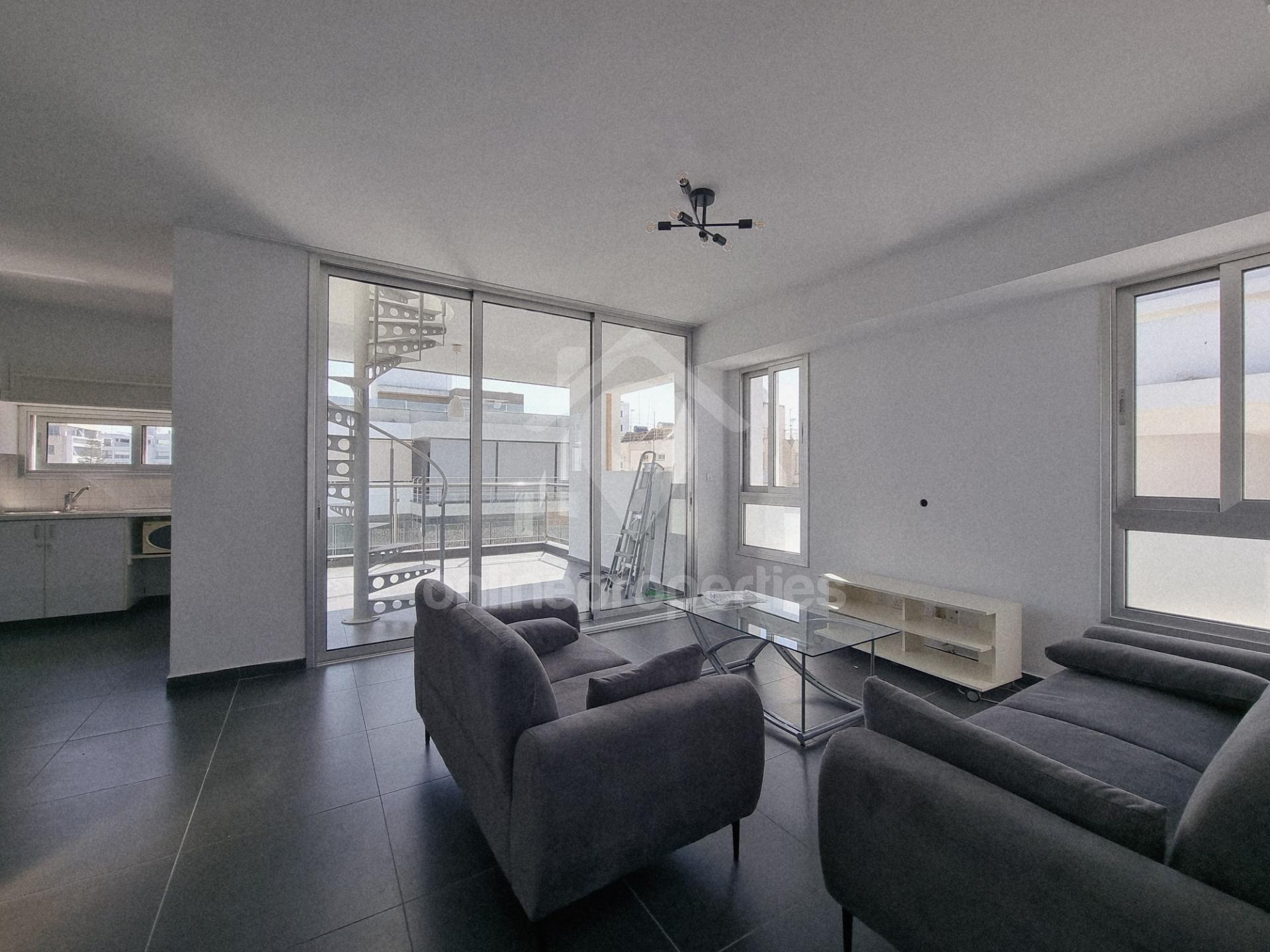 To change image, hover mouse over thumbnails below