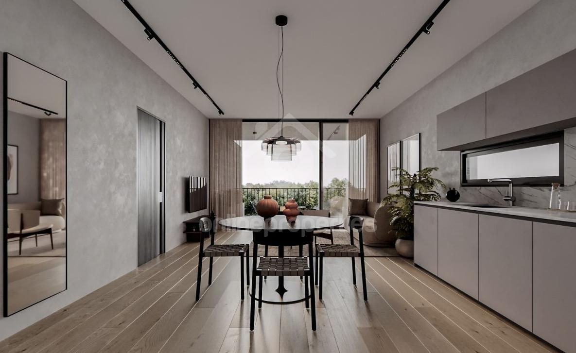 To change image, hover mouse over thumbnails below