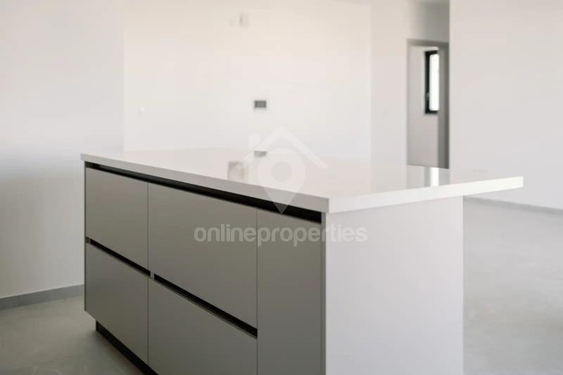 To change image, hover mouse over thumbnails below