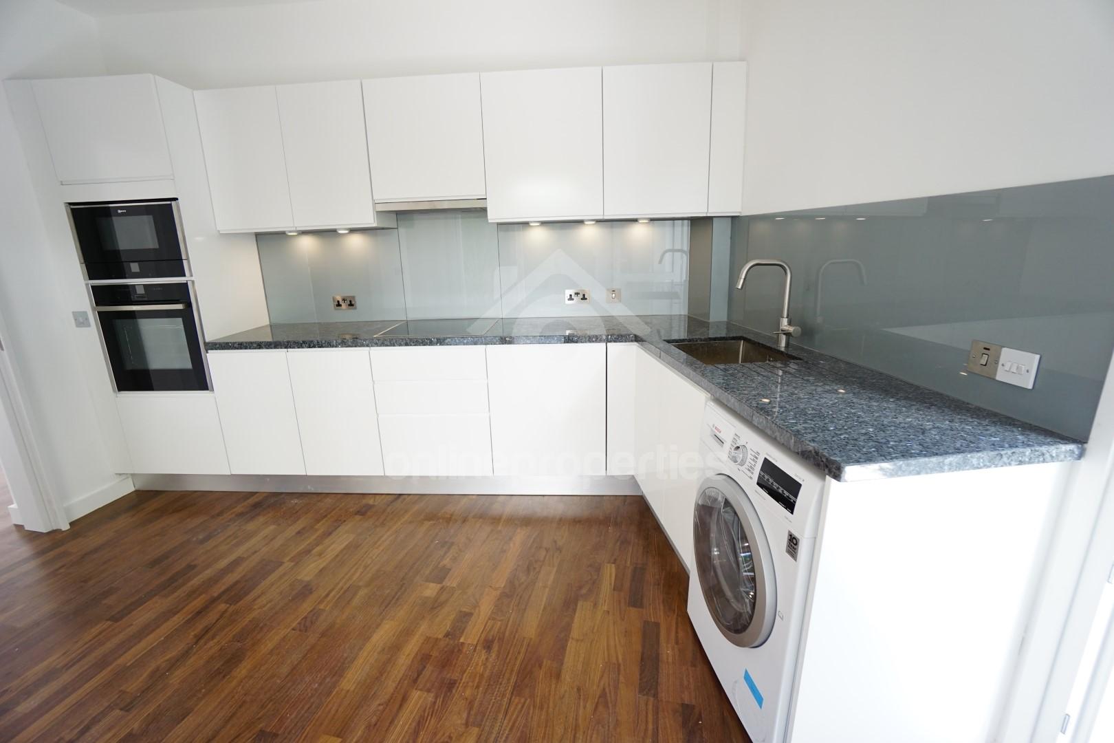 To change image, hover mouse over thumbnails below