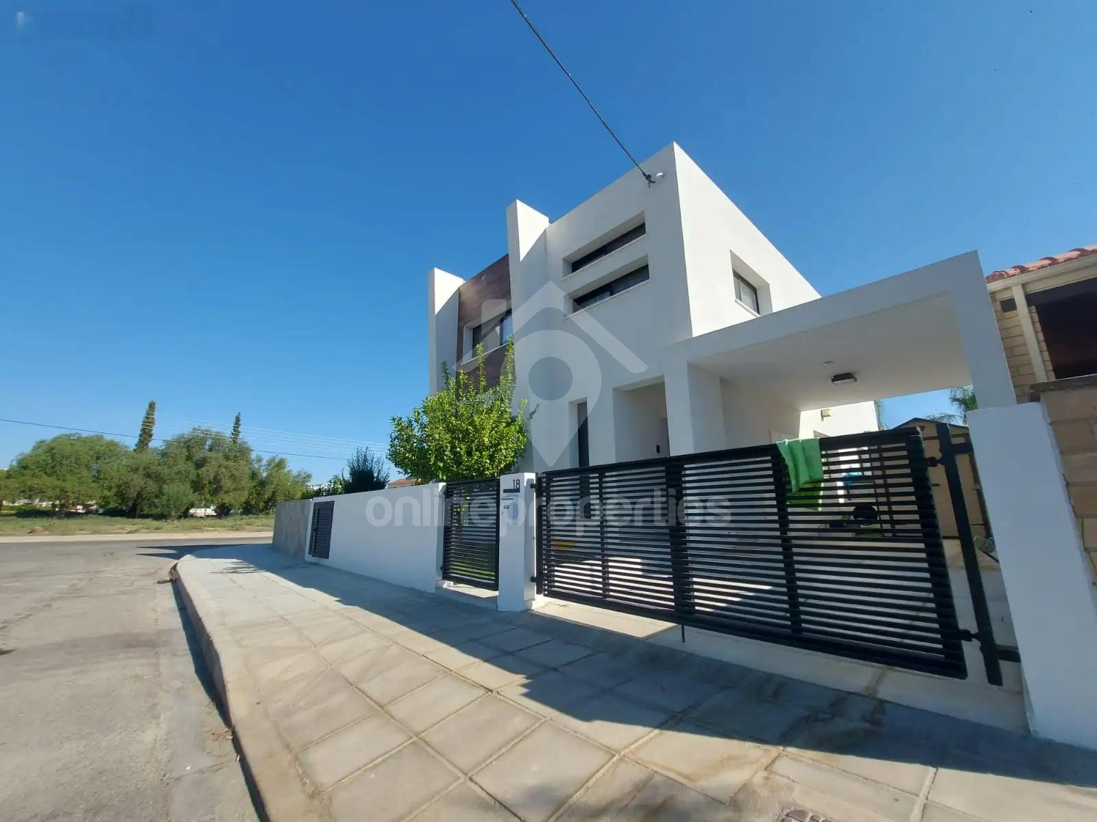 To change image, hover mouse over thumbnails below